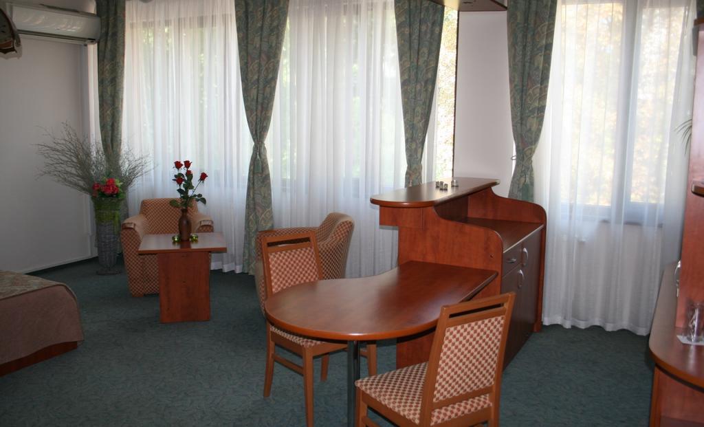 Hotel Nicol Płowdiw Zewnętrze zdjęcie