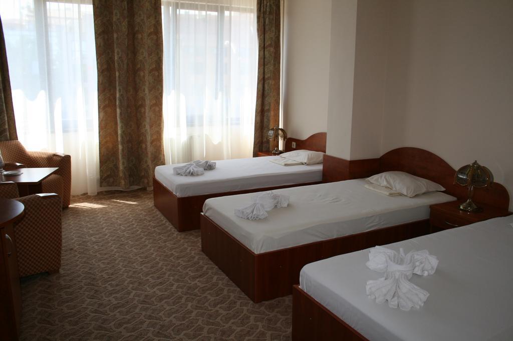 Hotel Nicol Płowdiw Zewnętrze zdjęcie
